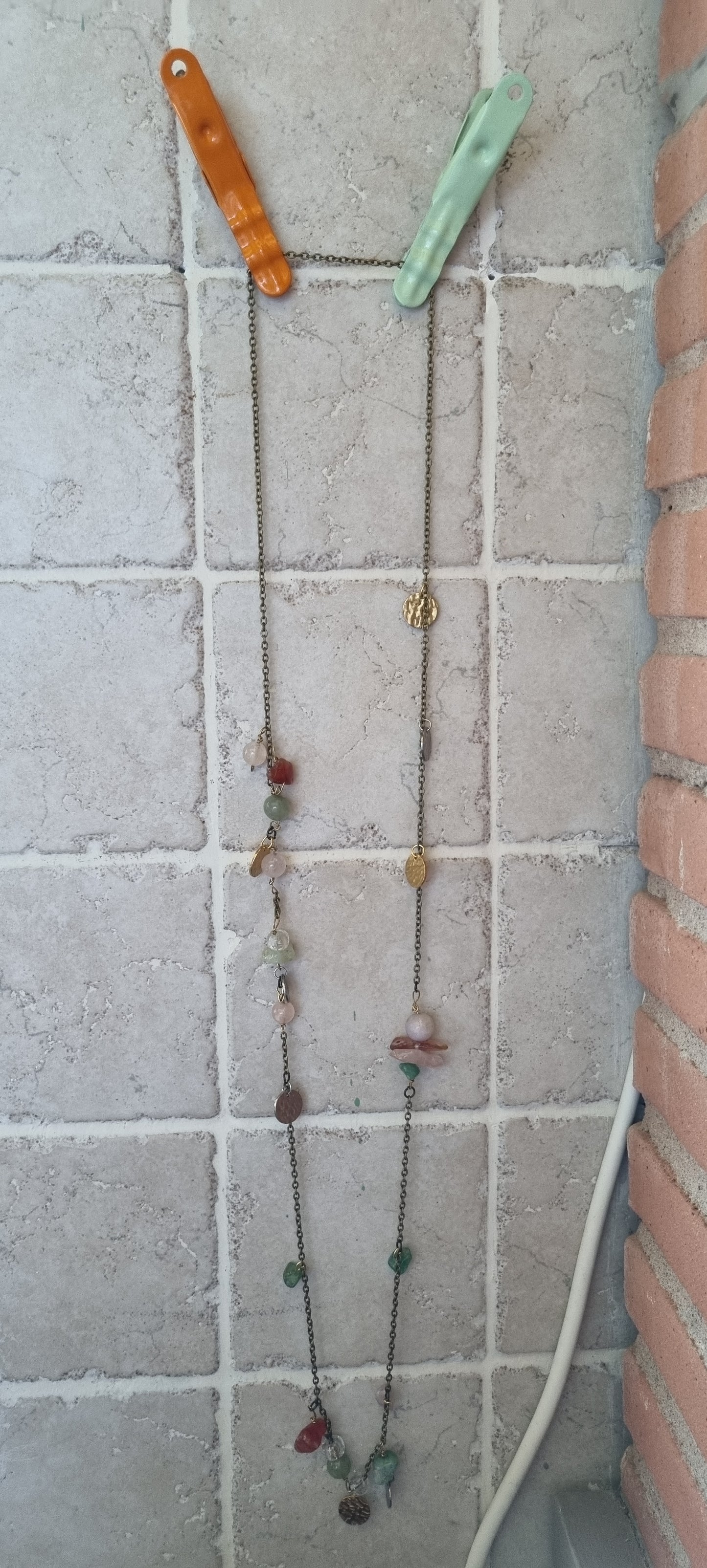 COLLANA LUNGA CON PIETRE DURE