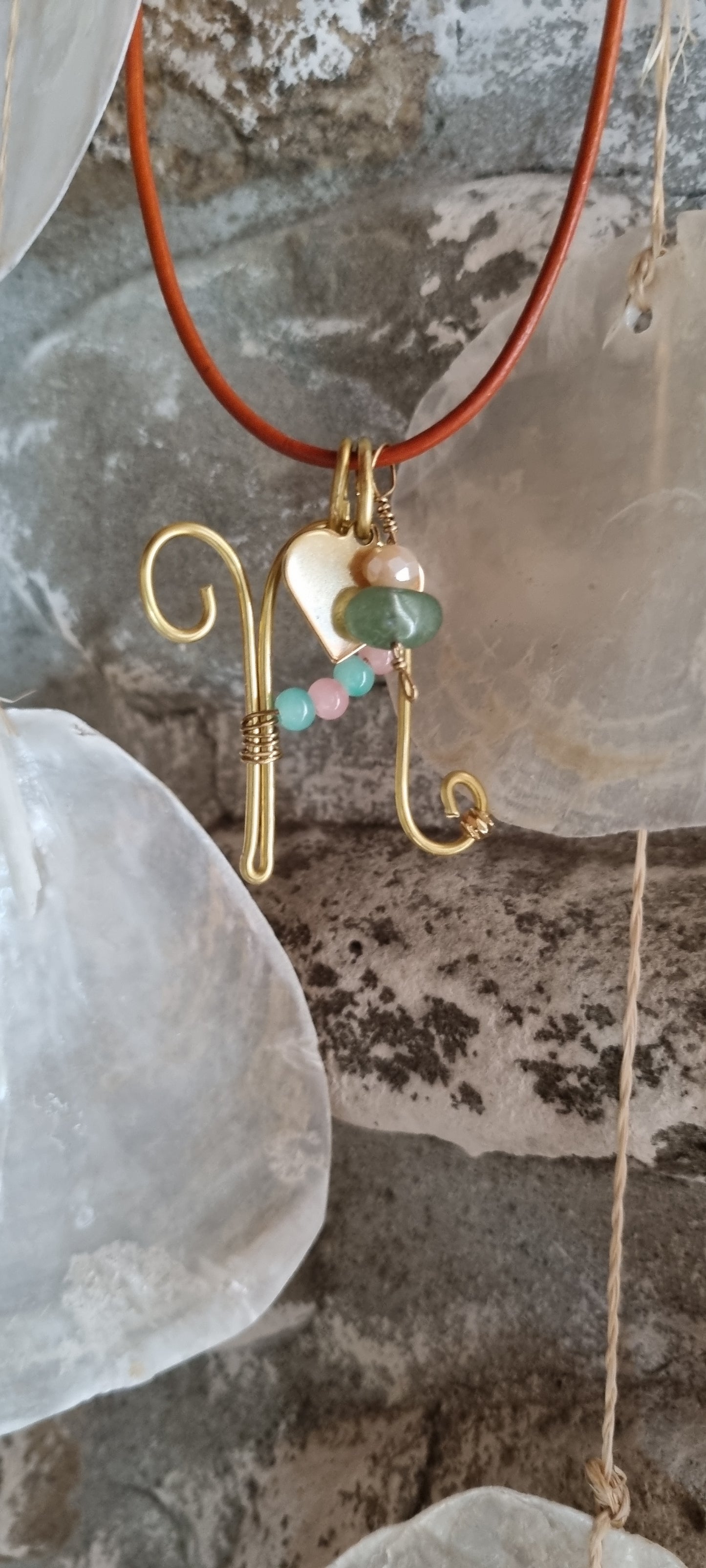 COLLANA CON LETTERA "N"